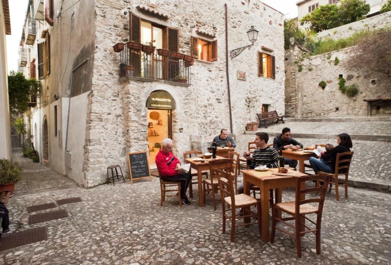 Residenza D'Epoca Borgodifiume Hotel Fiumefreddo Bruzio Exterior foto